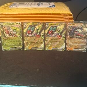 4 Pokemon cards